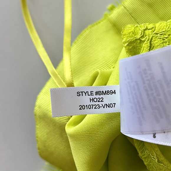 J Crew Number 3 Pencil Skirt in Citrine Lace NWT Size 6 - Picture 12 of 12